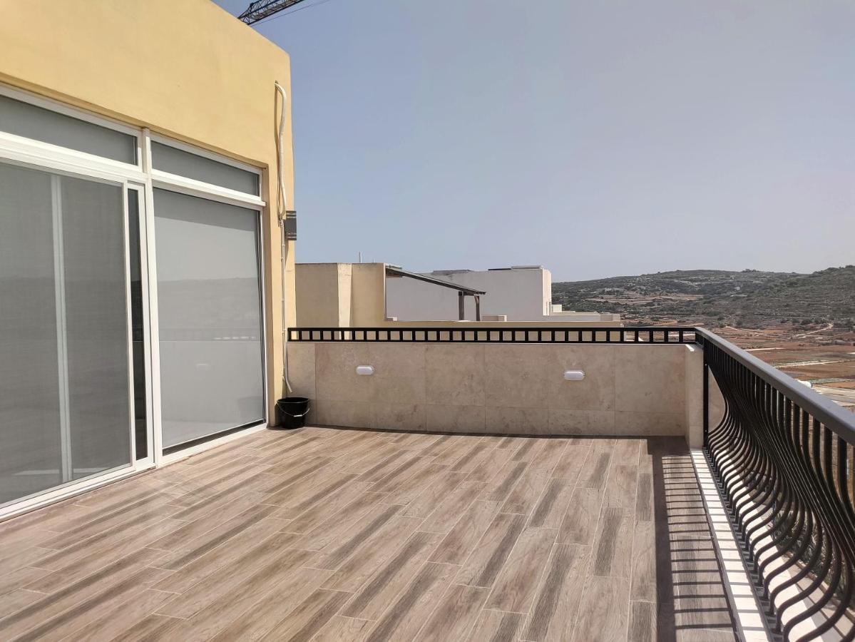 Panoramic Penthouse Haven Lägenhet Mellieħa Exteriör bild